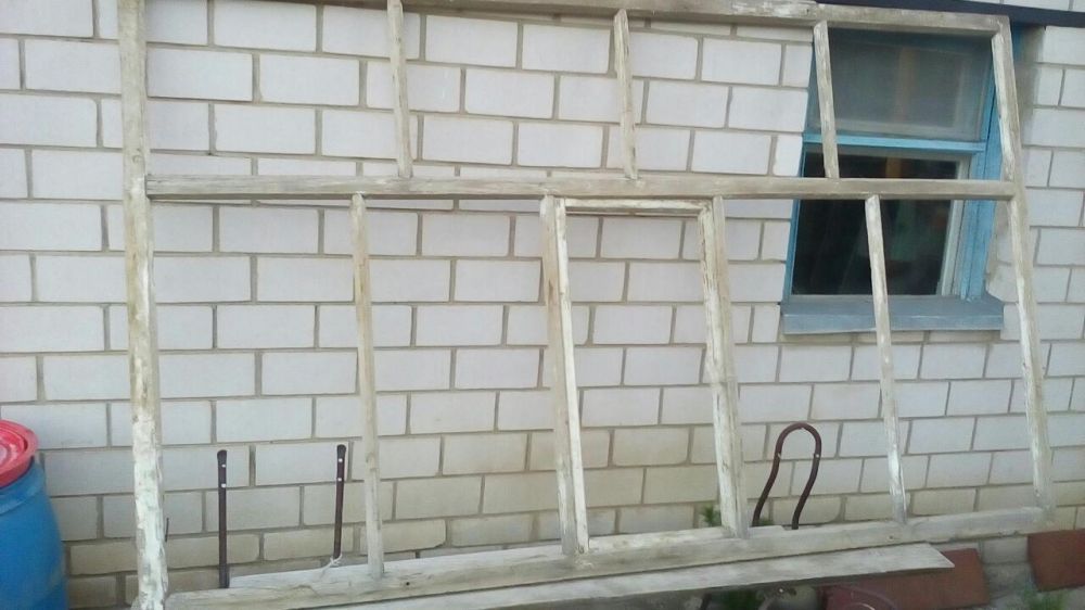 Оконная рама для балкона