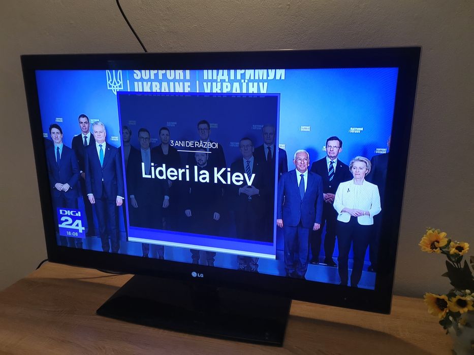 TV led LG diagonala 107cm