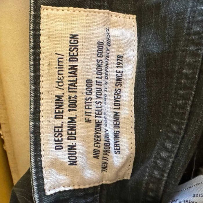 Pantaloni scurți Diesel, denim verde
