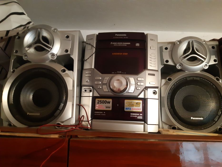 Музыкалный центр