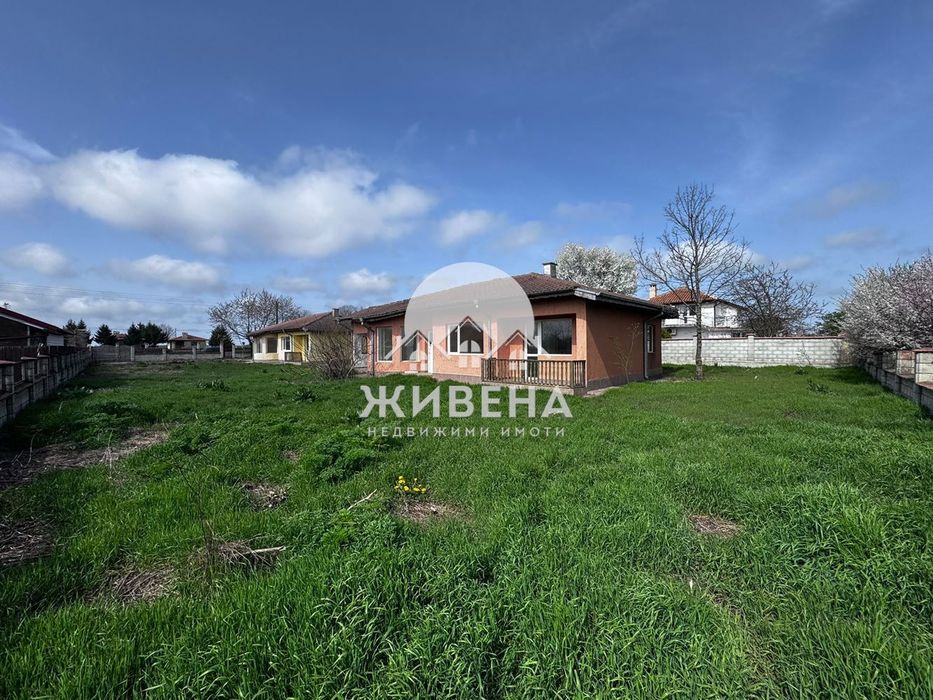 Продава къща в с.Соколово, площ 136 кв.м