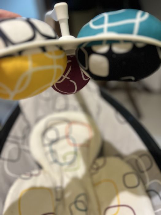 Mamaroo 4 – идеалната люлка за вашето бебе!