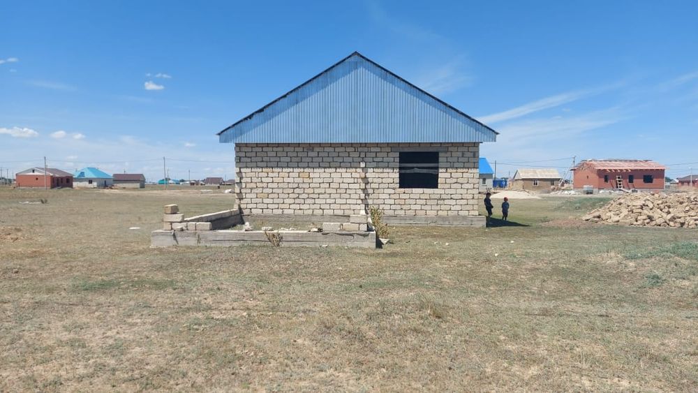 Жымпитыдан үй сатылады.