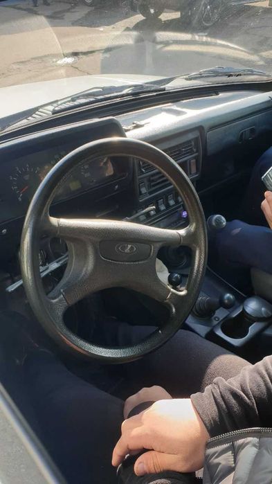 Нива пикап сотилади