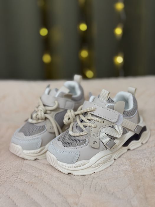 Кроссовки детские