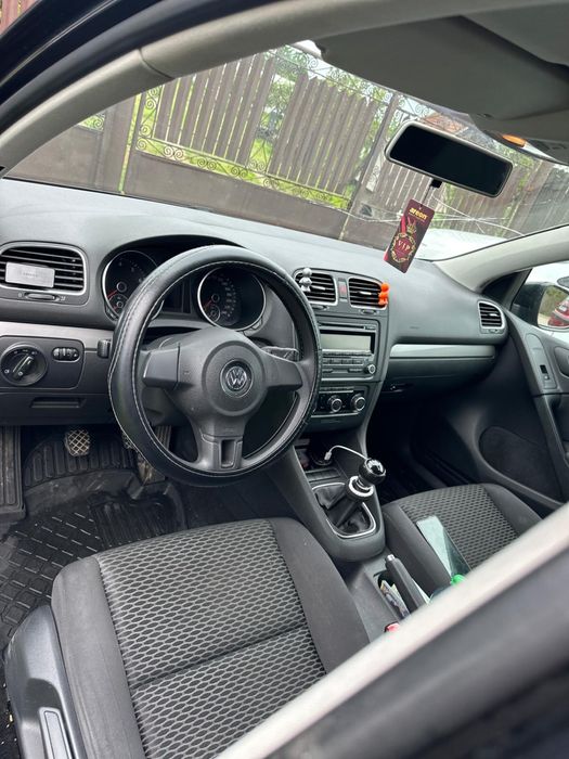 Vând/Schimb cu mașini pt UBER-  Golf VI 6, 1.4 MPI, 80 CP ,an de fabricație 2010
