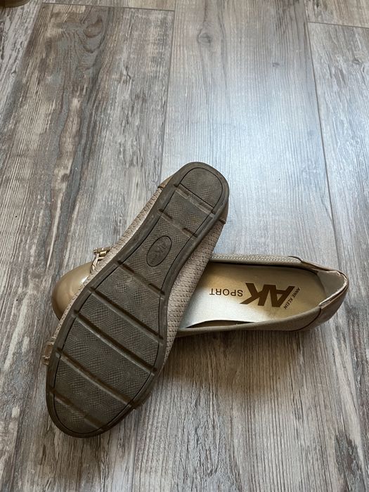 Дамски обувки