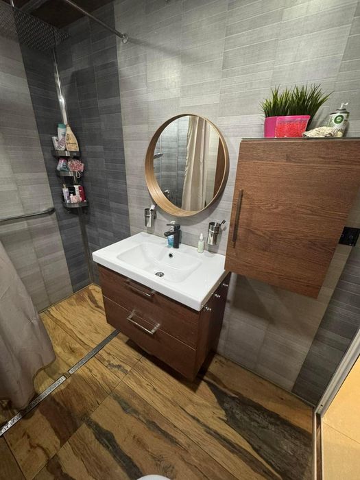 Тристаен за продажба в ж.к Дървеница