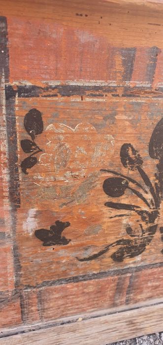 Старинна ракла сандък