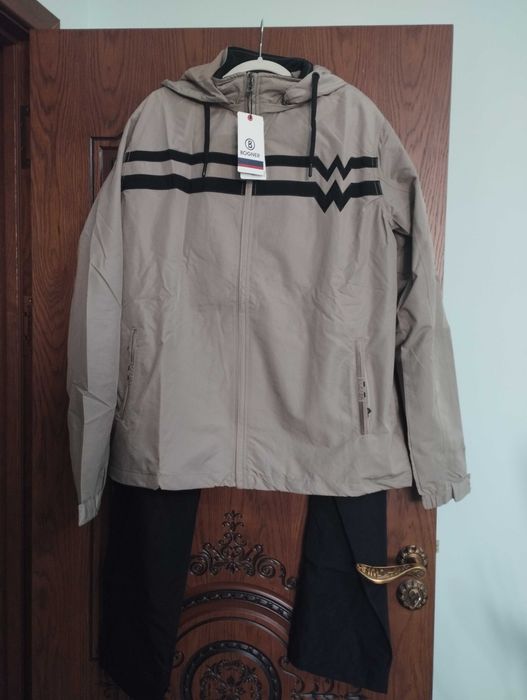 Спортивные костюмы