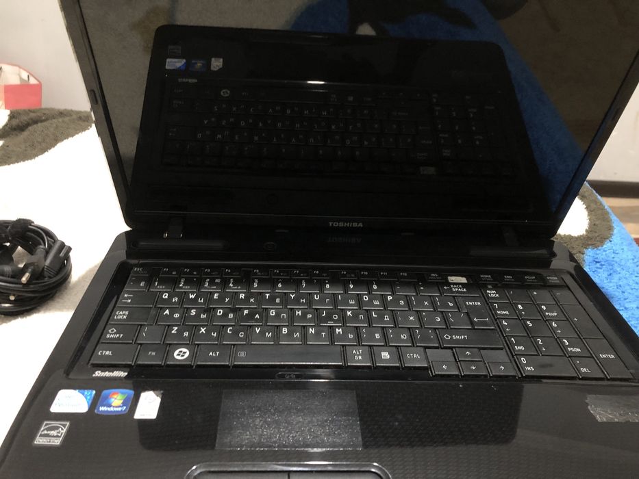 продам ноутбук TOSHIBA