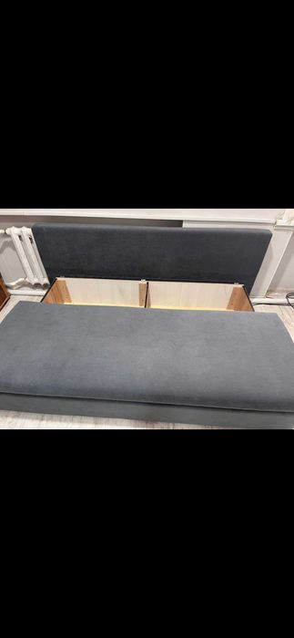 Продам компактный диван