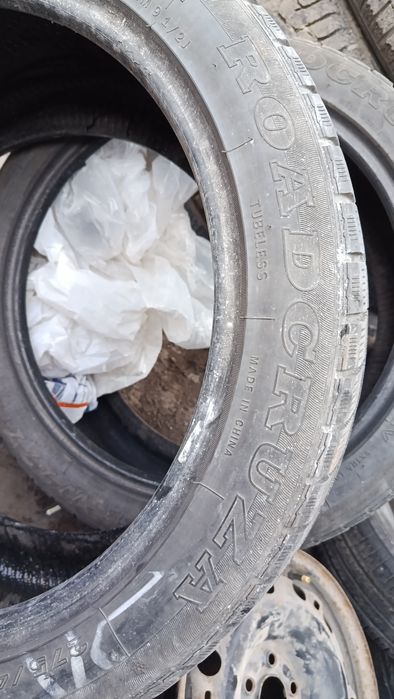 Шины 275/40/19 пара