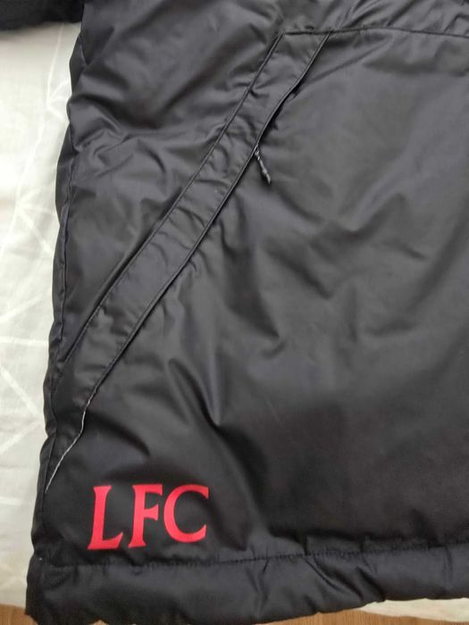 Зимно яке Adidas Liverpool