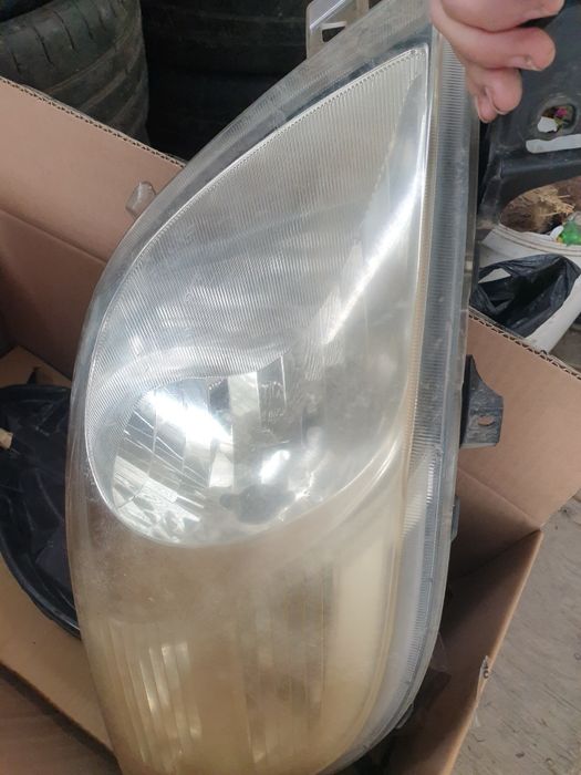 Фары тойота ярис