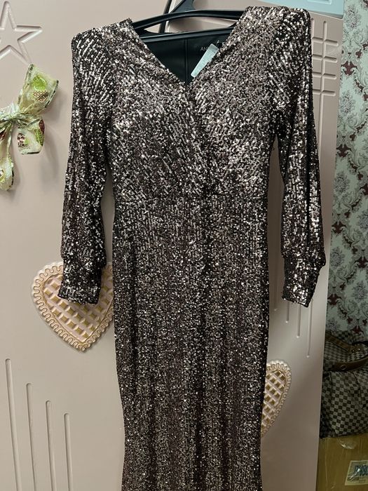 Платье, б/у новогоднее вечернее