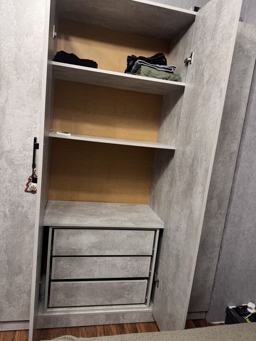 Продам кровать совместно со шкафом!!!