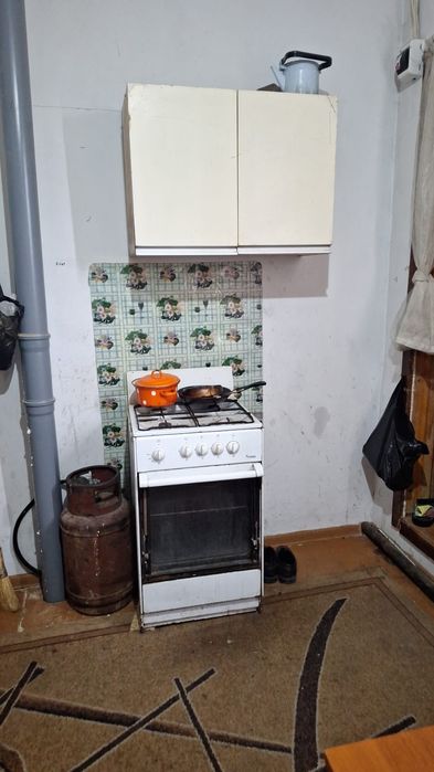 Сдам дом район 42 школы.