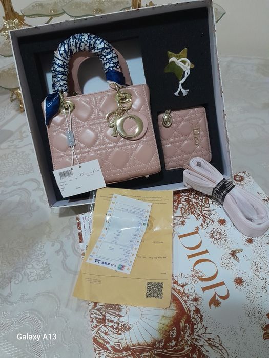 Yangii Dior sumka orginal yangi ishlatilmagan