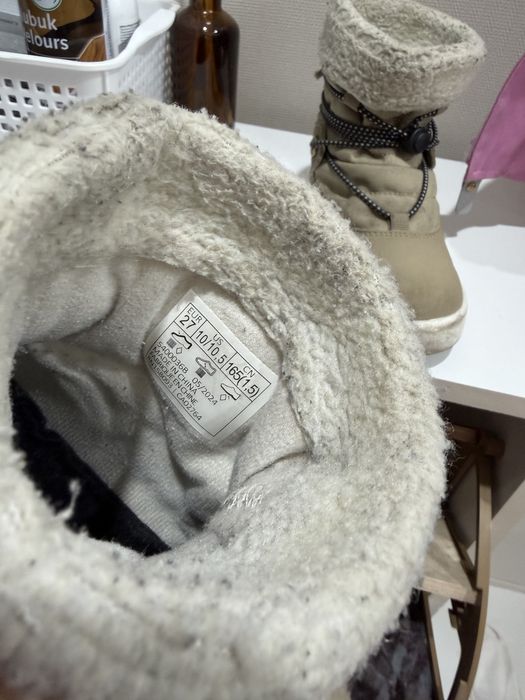 Продам ботинки reima