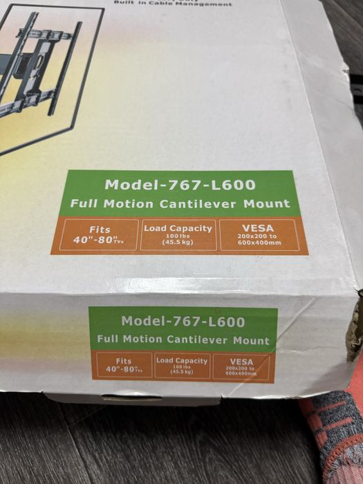 Кронштейн для телевизора