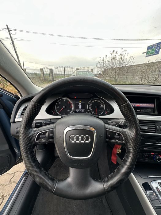 Audi A4 B8 2011/AUTOMAT/Navigatie/240.000km