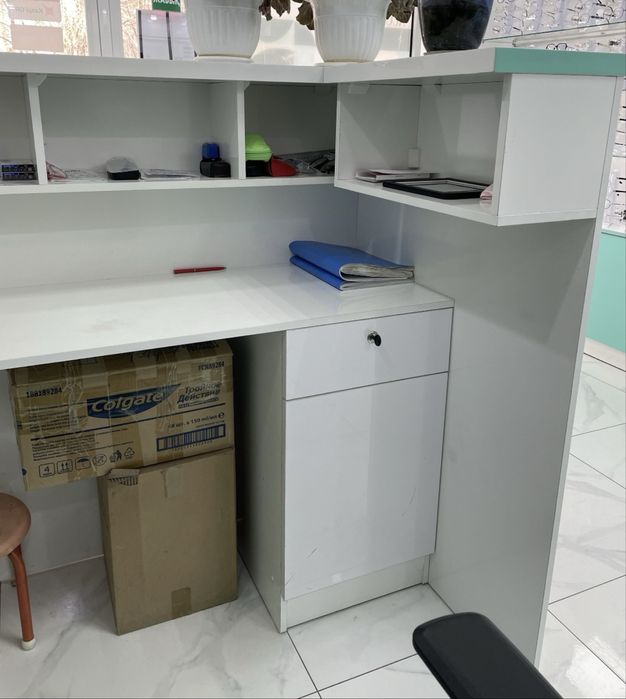 Оборудование для магазина одежды б/у