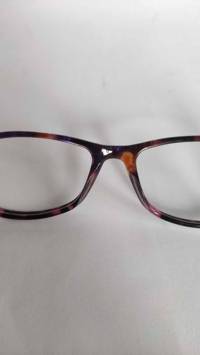 Страхотни маркови италиански рамки за очила+подарък калъфче