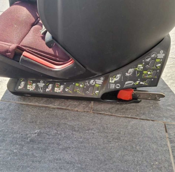 Scaun auto ISOFIX Britax Romer ADVANSAFIX IV, 9 - 36 Kg