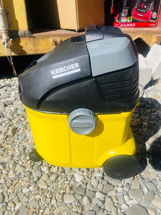 Aspirator cu spălare Kärcher SE 5.100