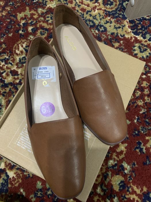 Продам новые женские мокасины