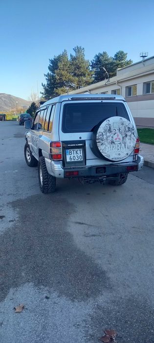 Мицубиши Паджеро 2,5