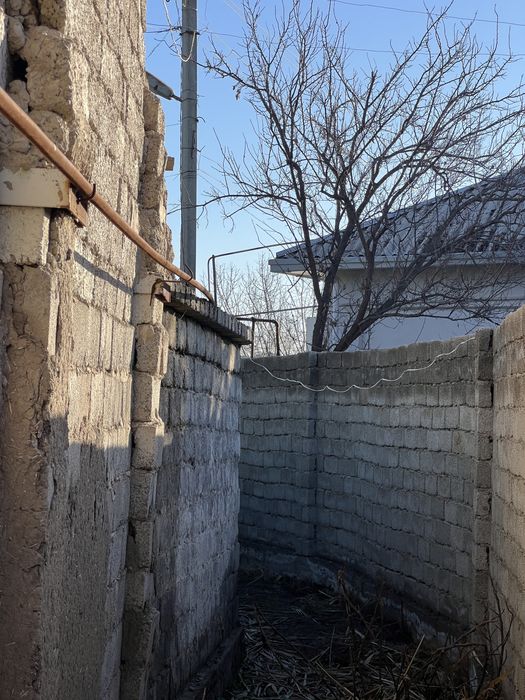 Продам Дом своя каробка 4 комнат земля 2 сотки