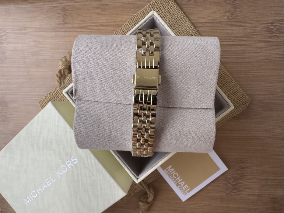 Ceas Michael Kors Lexington Three Hand MK4842 - 26mm diametrul Nou