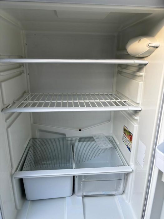 Холодильрик indesit