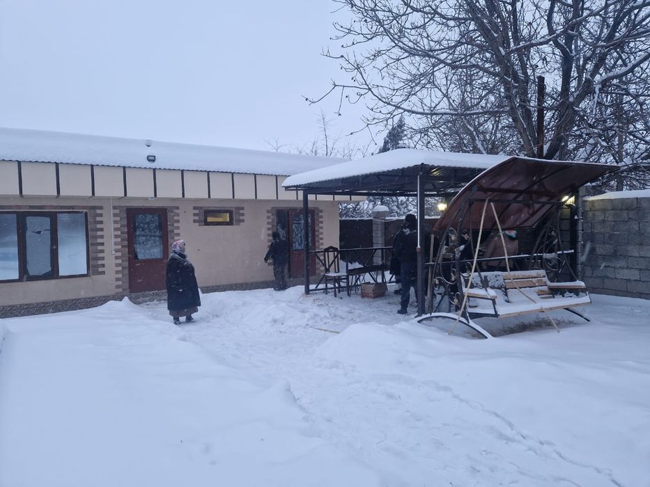 Айна Коттедж Біркөлік