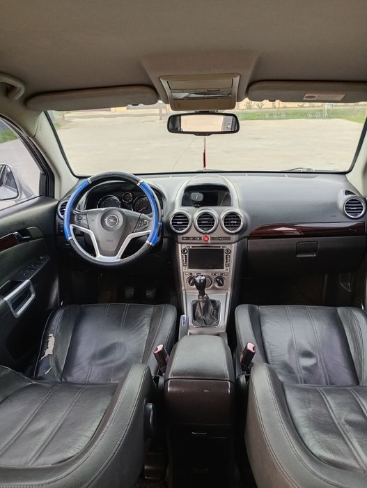 Vând Opel antara 4x4