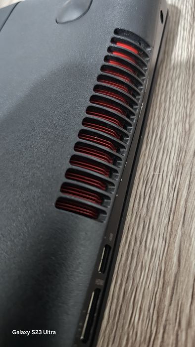 Laptop Gaming ASUS ROG G551JW-CN319D cu procesor Intel® Core™ i7-4750H