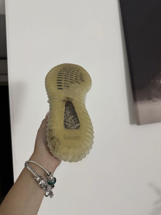 Yeezy 350 v2 noi