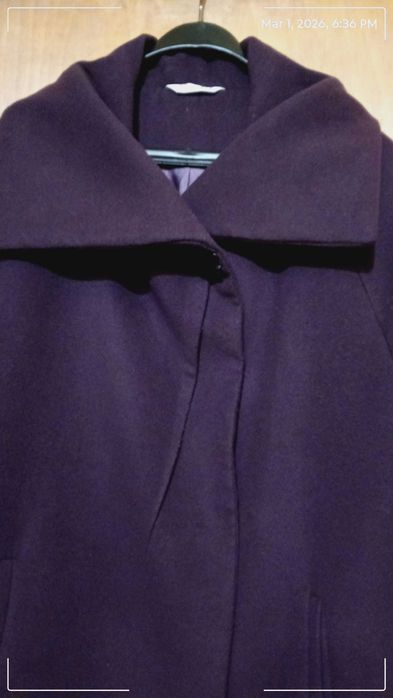 Разкошно българско вълнено палто за едра женас