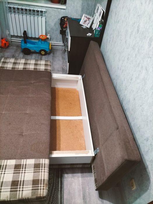 Продам диван еврокнижку