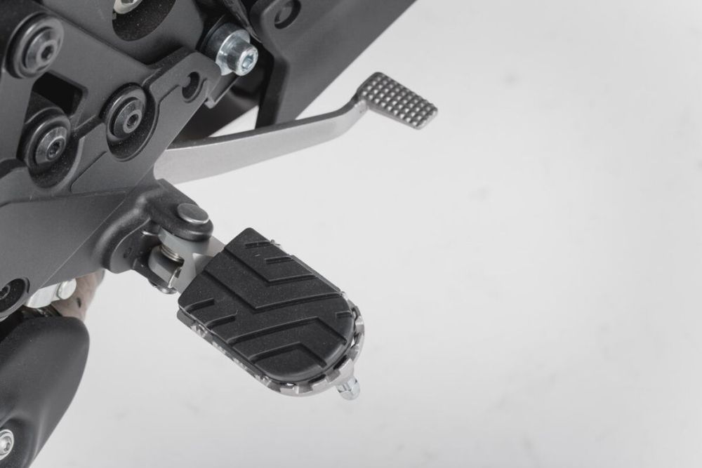 Footrest Kit Ion Sw-Motech frs.08.011.10102/S Kawasaki KLZ 1000