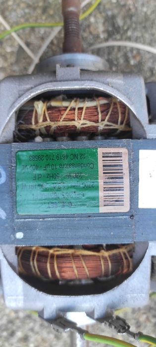 3 мотора за пералня и1за сушилня