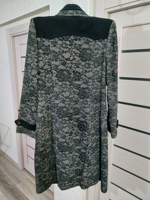 Пальто женское размер 48-50