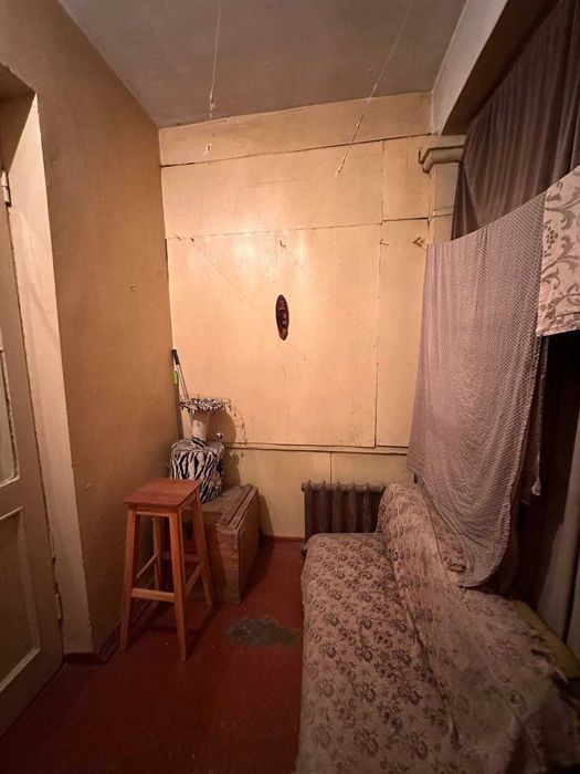 ул.Ш.Руставели №172 Школа Высокопотолочка 3\2\3 Средн. 75м2 Балкон 2х3