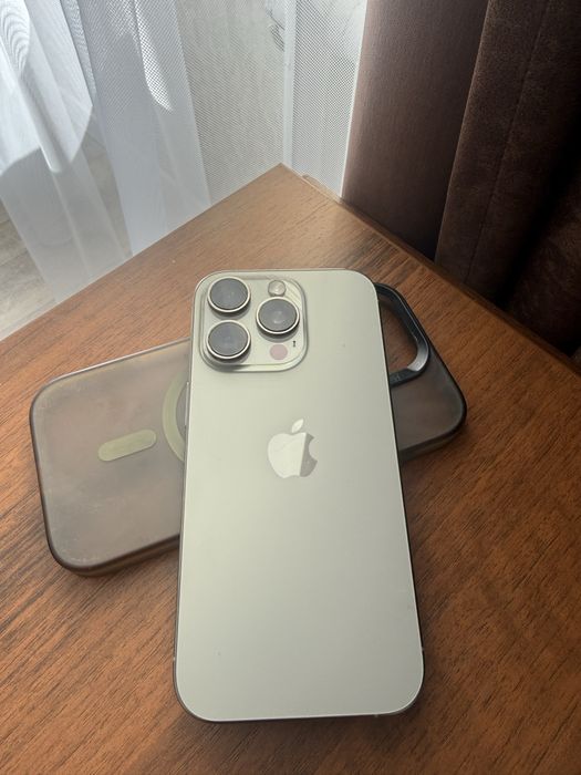 Продам iphone 16 pro 350000тг