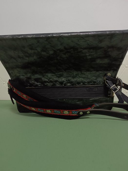 Hohner Verdi V 120 bass