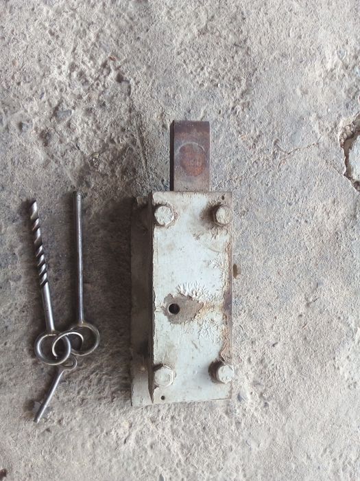 Гаражный замок. В хорошем состоянии