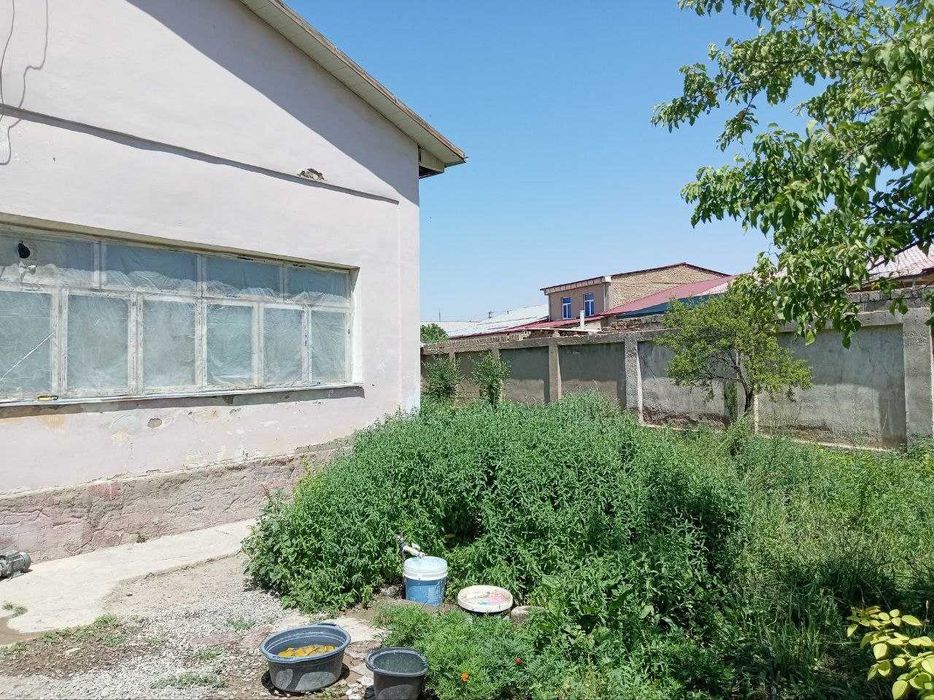 Qarshi sh.Yangi Xonobod. Kottedj sotiladi. 4 xona+xoll+oshxona