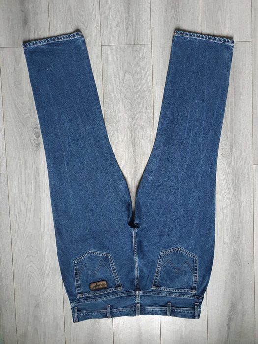 Blugi WRANGLER "Texas" - Marime W42 L32 (Talie 106 cm)